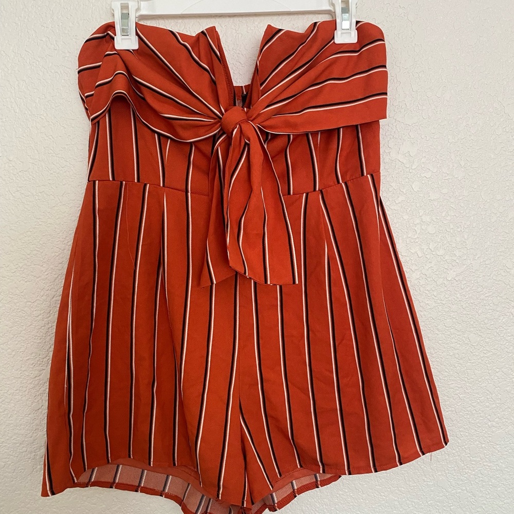 Strapless romper